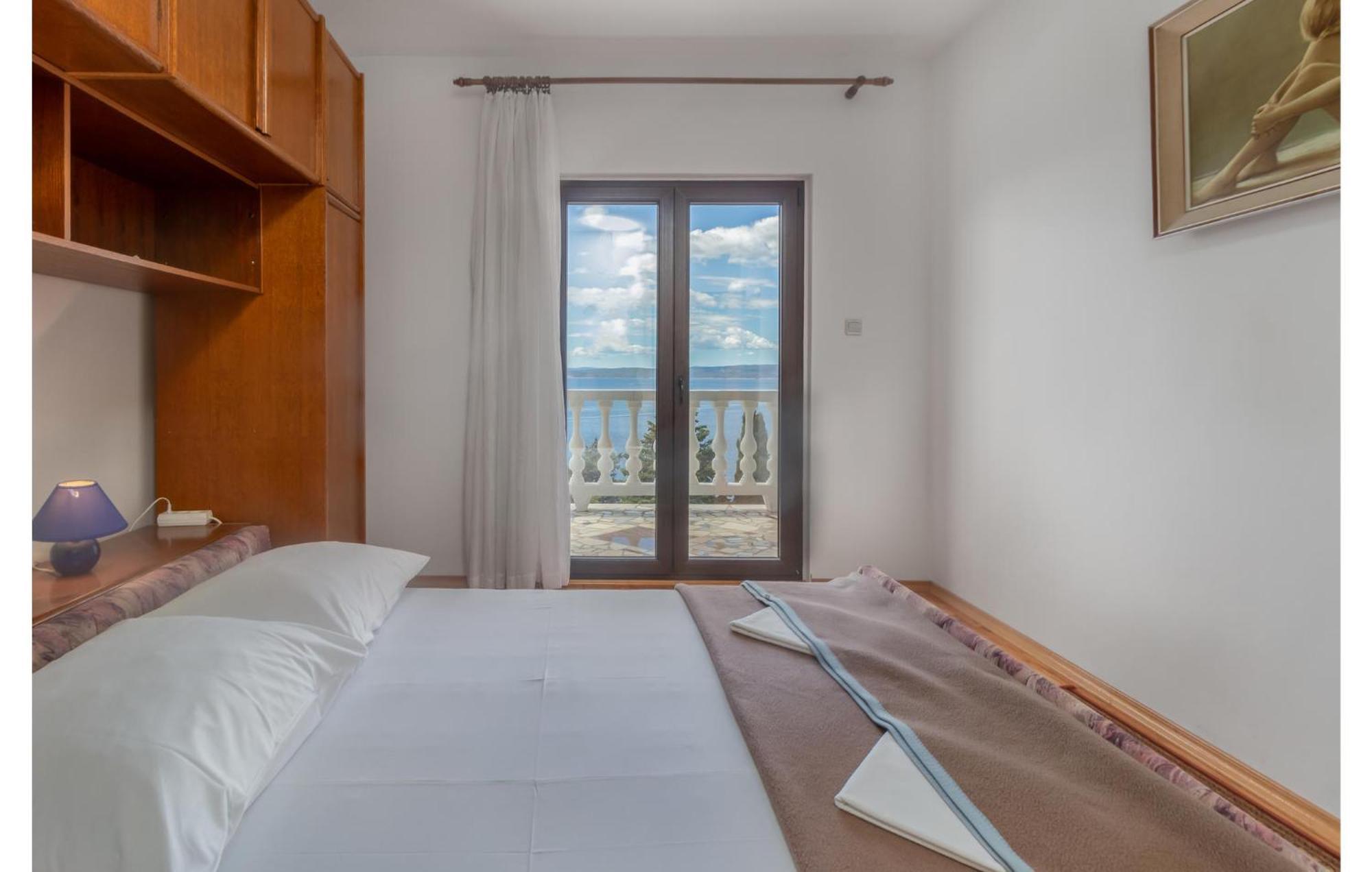 3 Bedroom Awesome In *